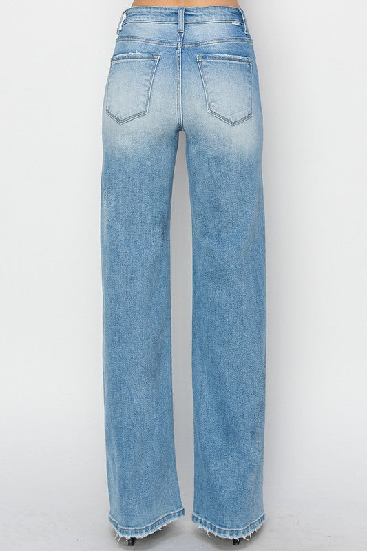 HR Straight Jeans