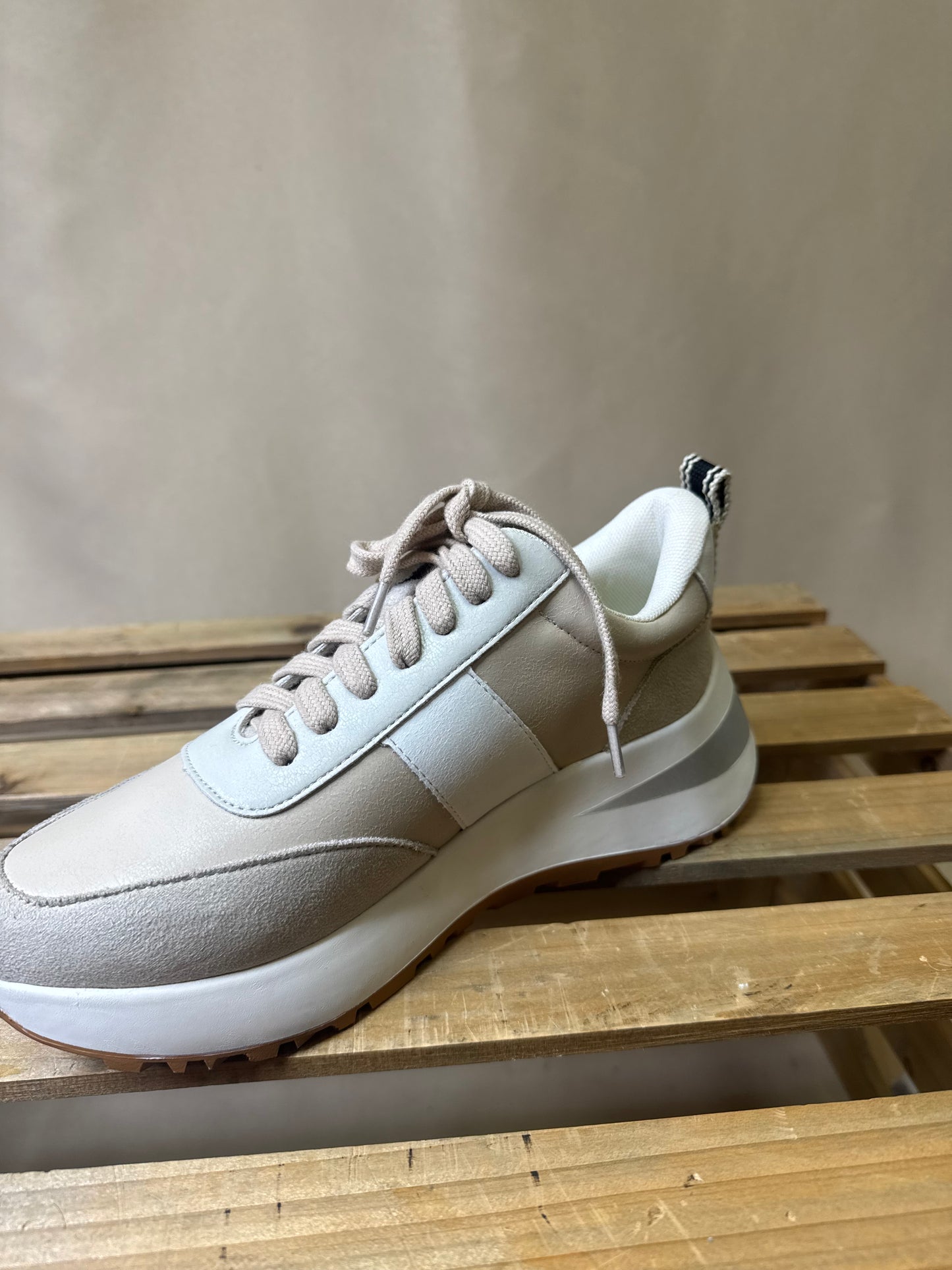 Serafina Sneaker