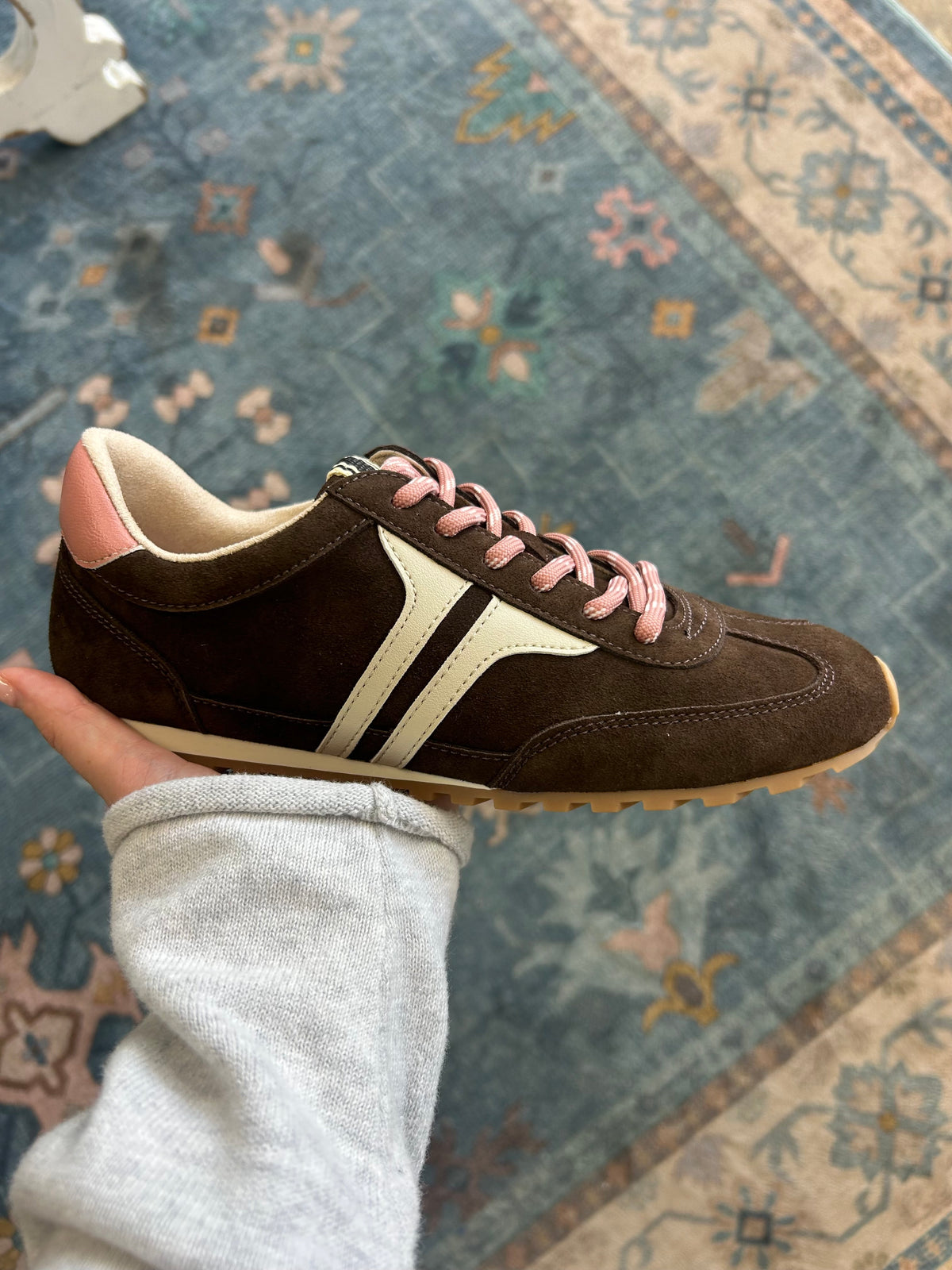 Sarah Sneaker