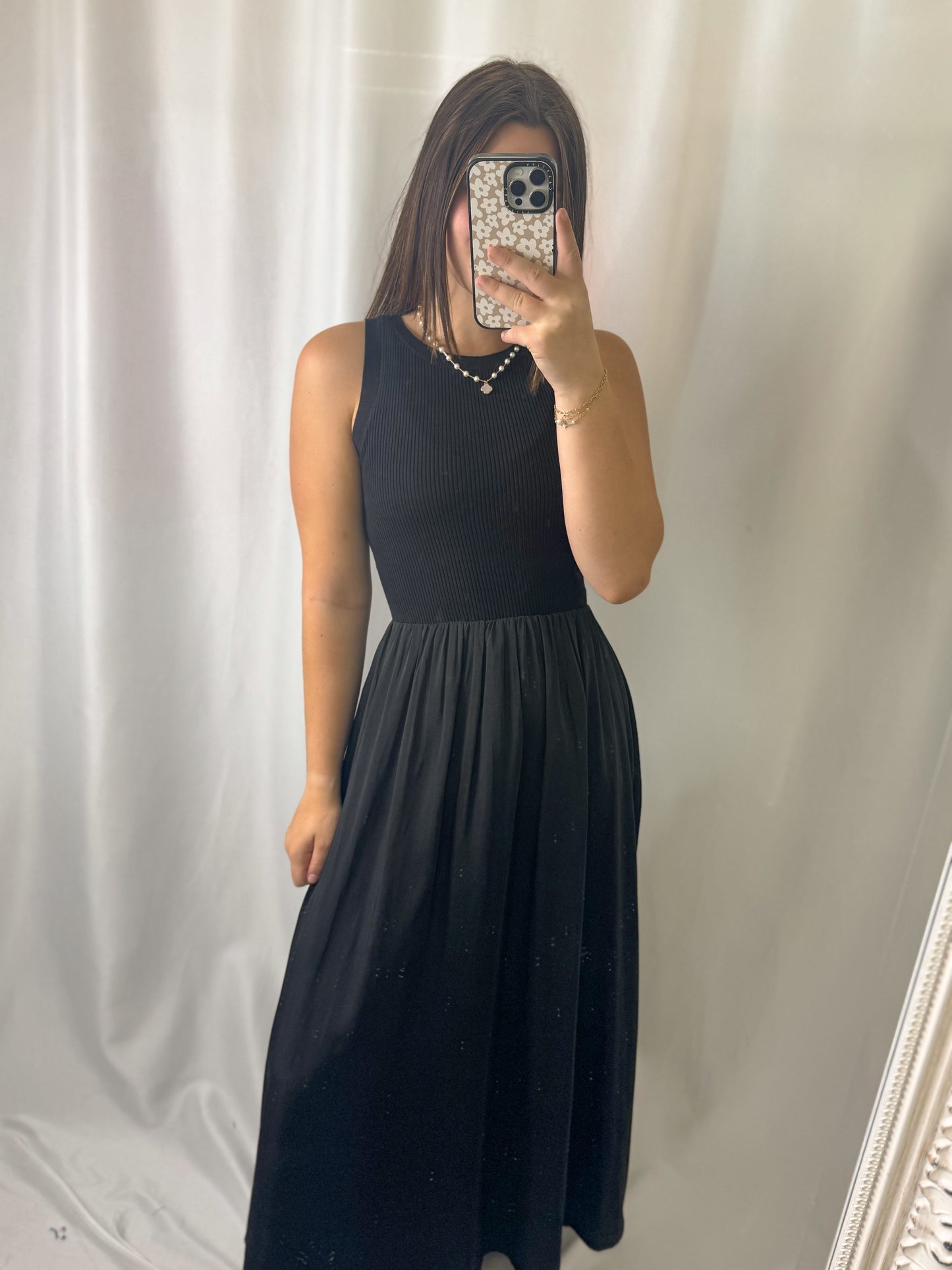 Knit Mixed Sleeveless Midi Dress