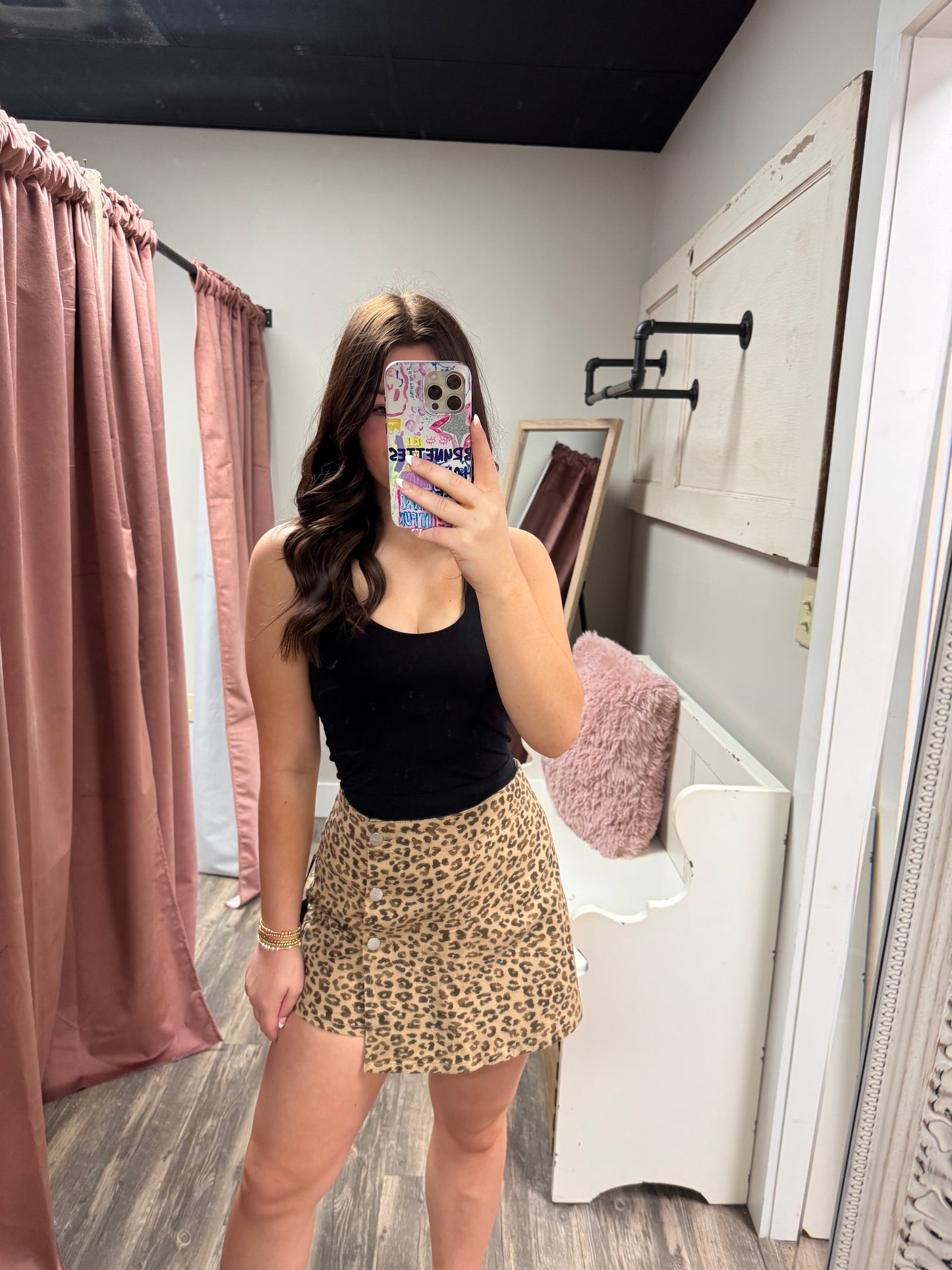 HR Button Down Skort