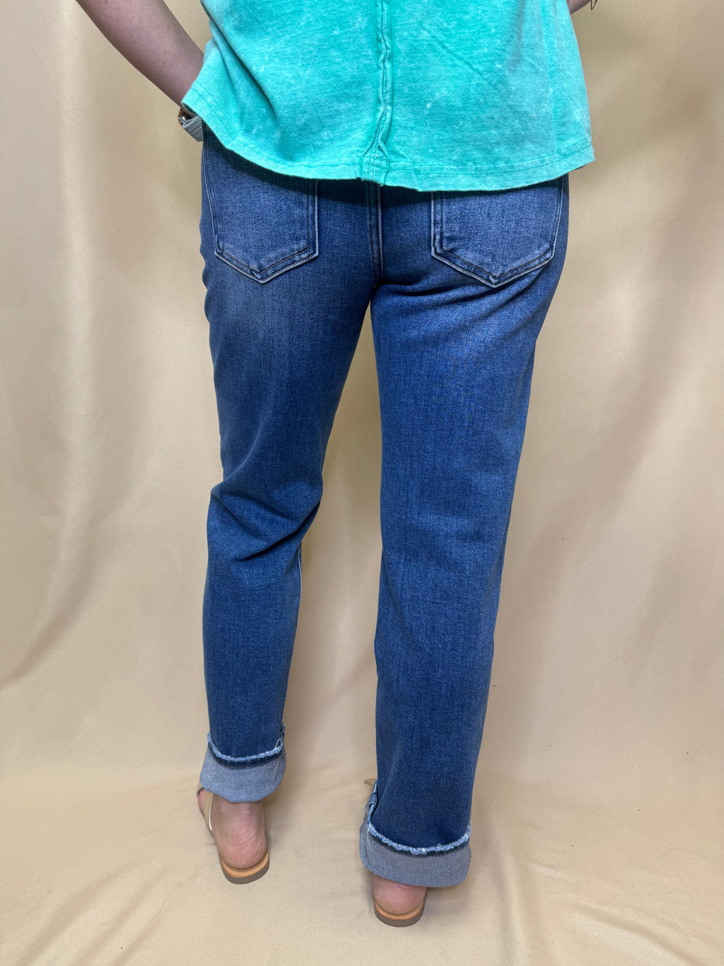 MR Ankle Tapered Jeans