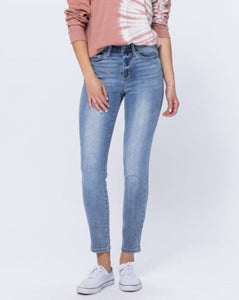HR Light Wash Relaxed Jeans