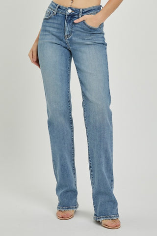 Mid Rise-Long Straight Jeans