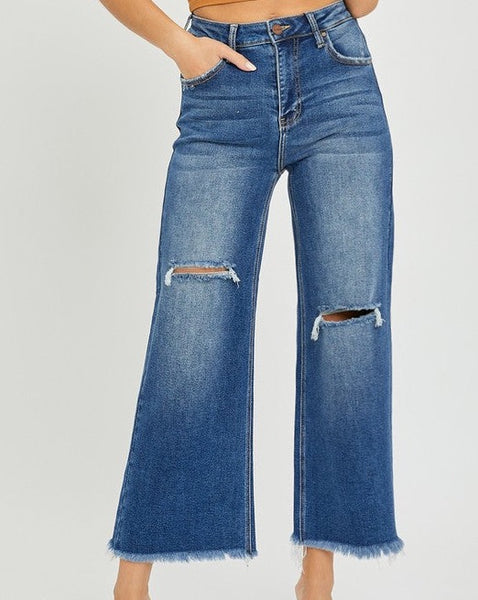HR Frayed Ankle Jeans
