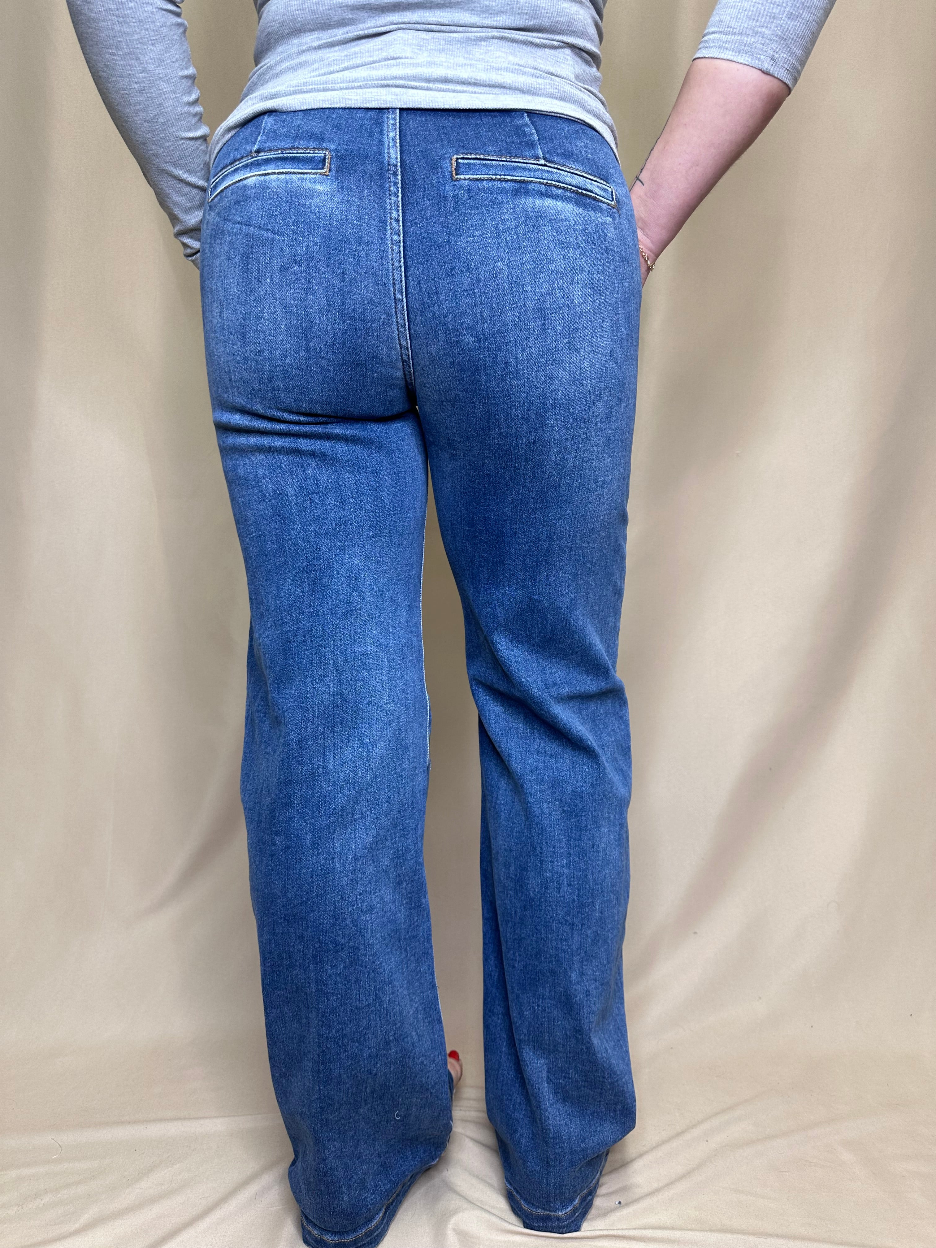 HR Double Button Wide Jeans