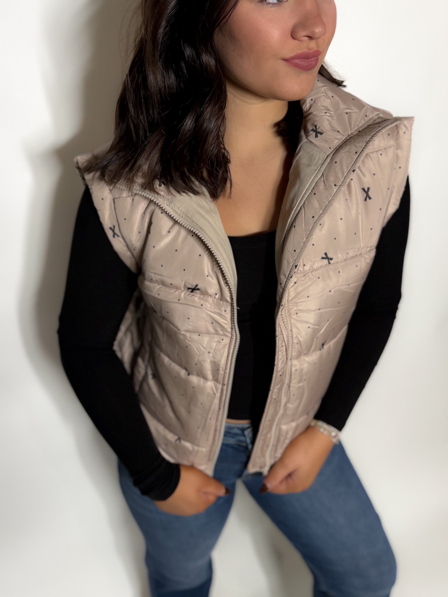 The Bow & Dot Puffer