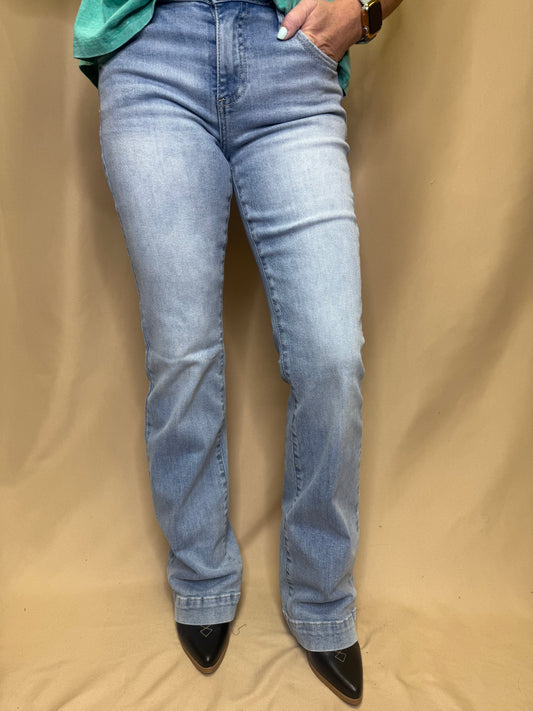 MR Bootcut Jeans