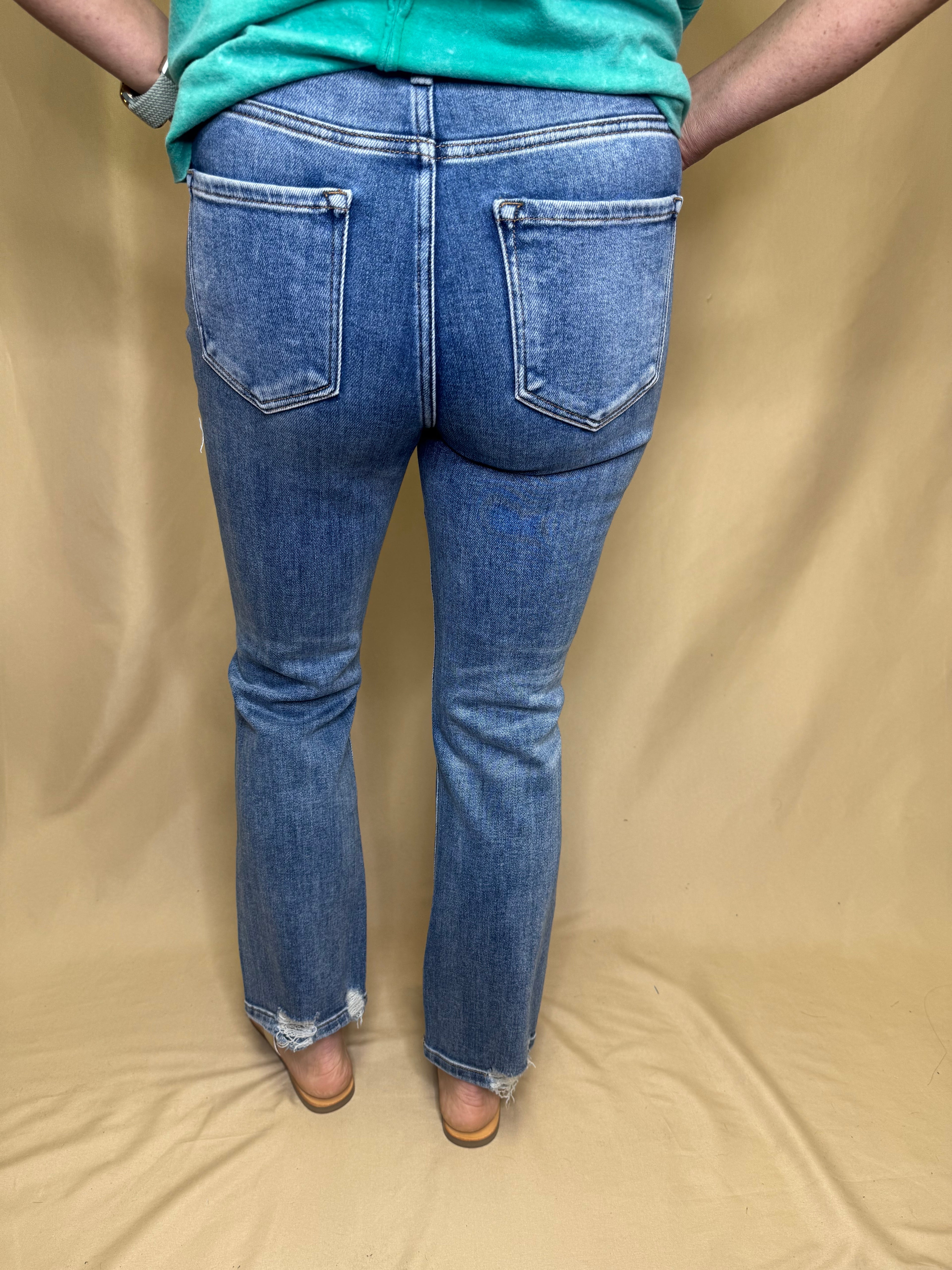 HR Crop Straight Jeans