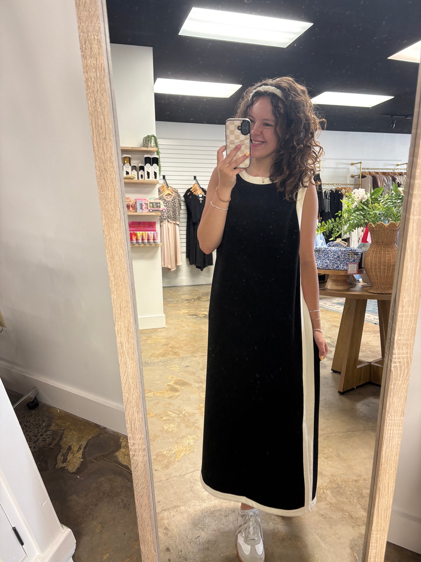 Pretty In Black Dress