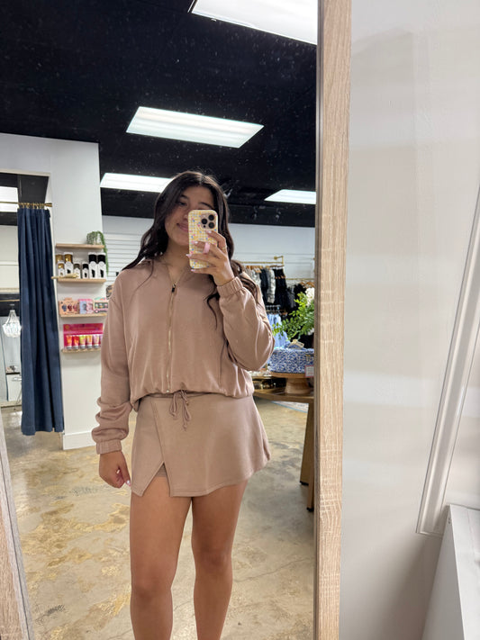Casual Chic Zip-front Hoodie