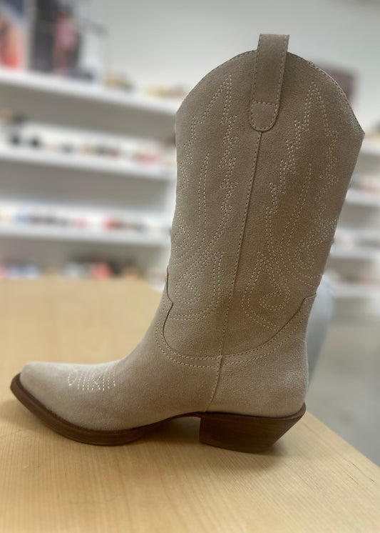 Gaucho Natural Boots