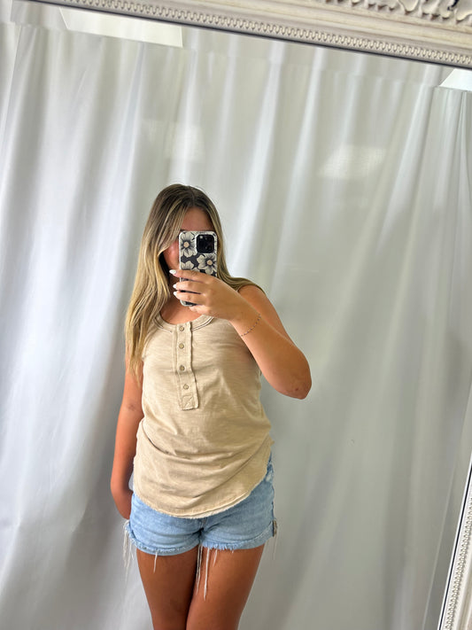 Sleeveless Comfy Top