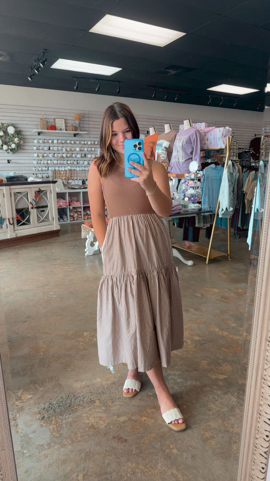 Side Bow Midi Dress